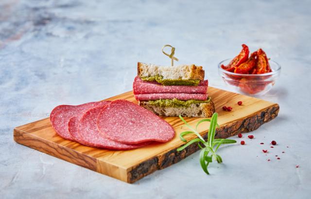 Salami kalkun halal